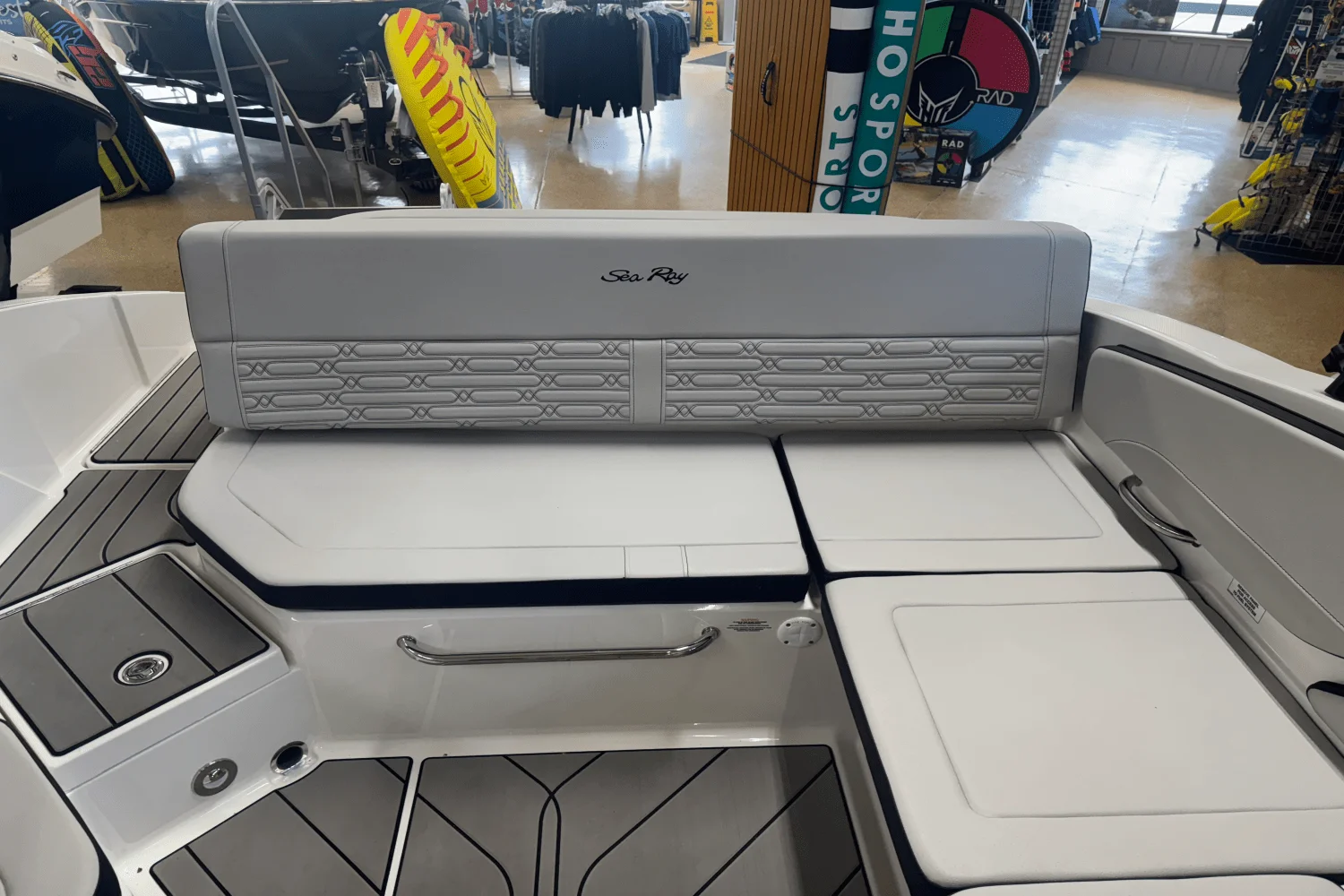 2024 Sea Ray SPX 210 Image Thumbnail #18