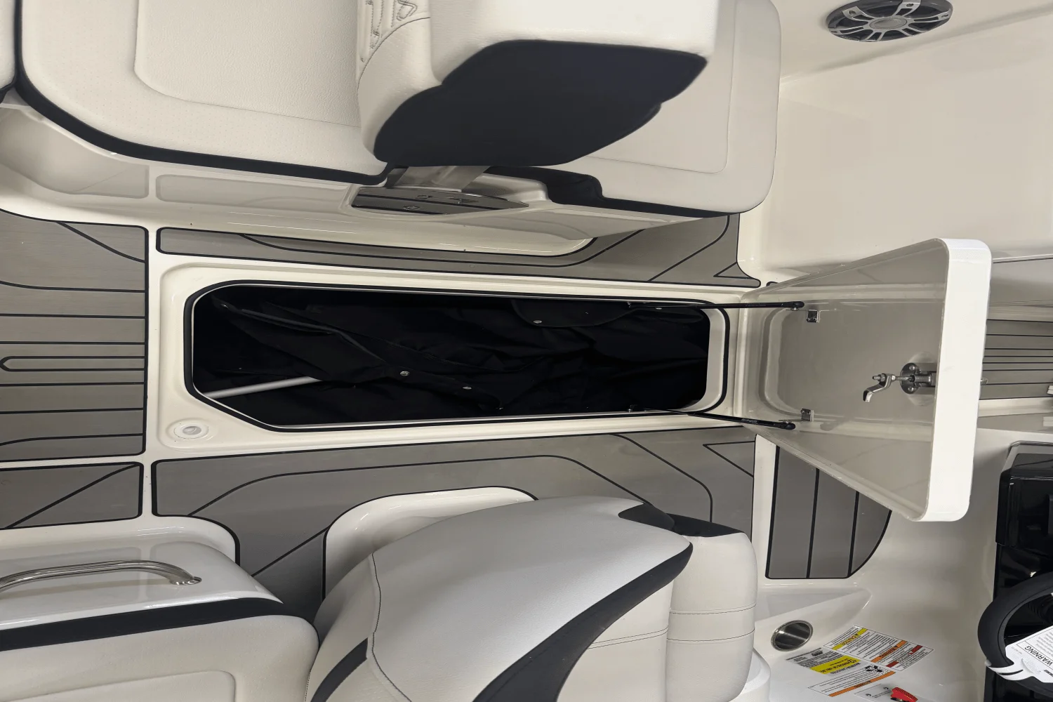 2024 Sea Ray SPX 210 Image Thumbnail #21