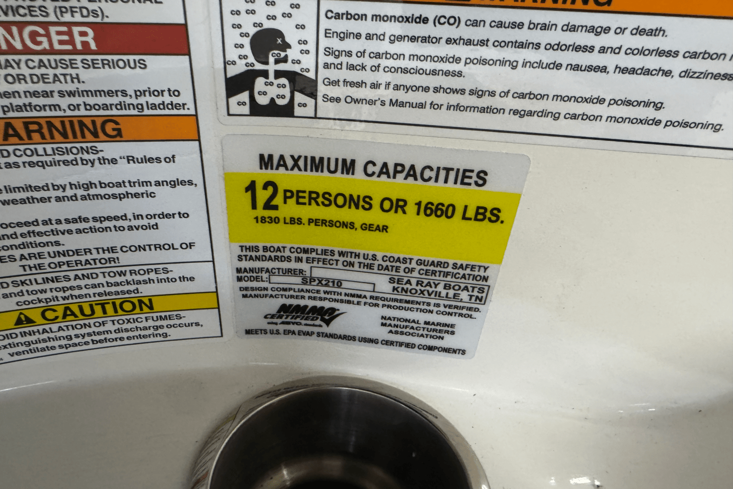 2024 Sea Ray SPX 210 Image Thumbnail #11