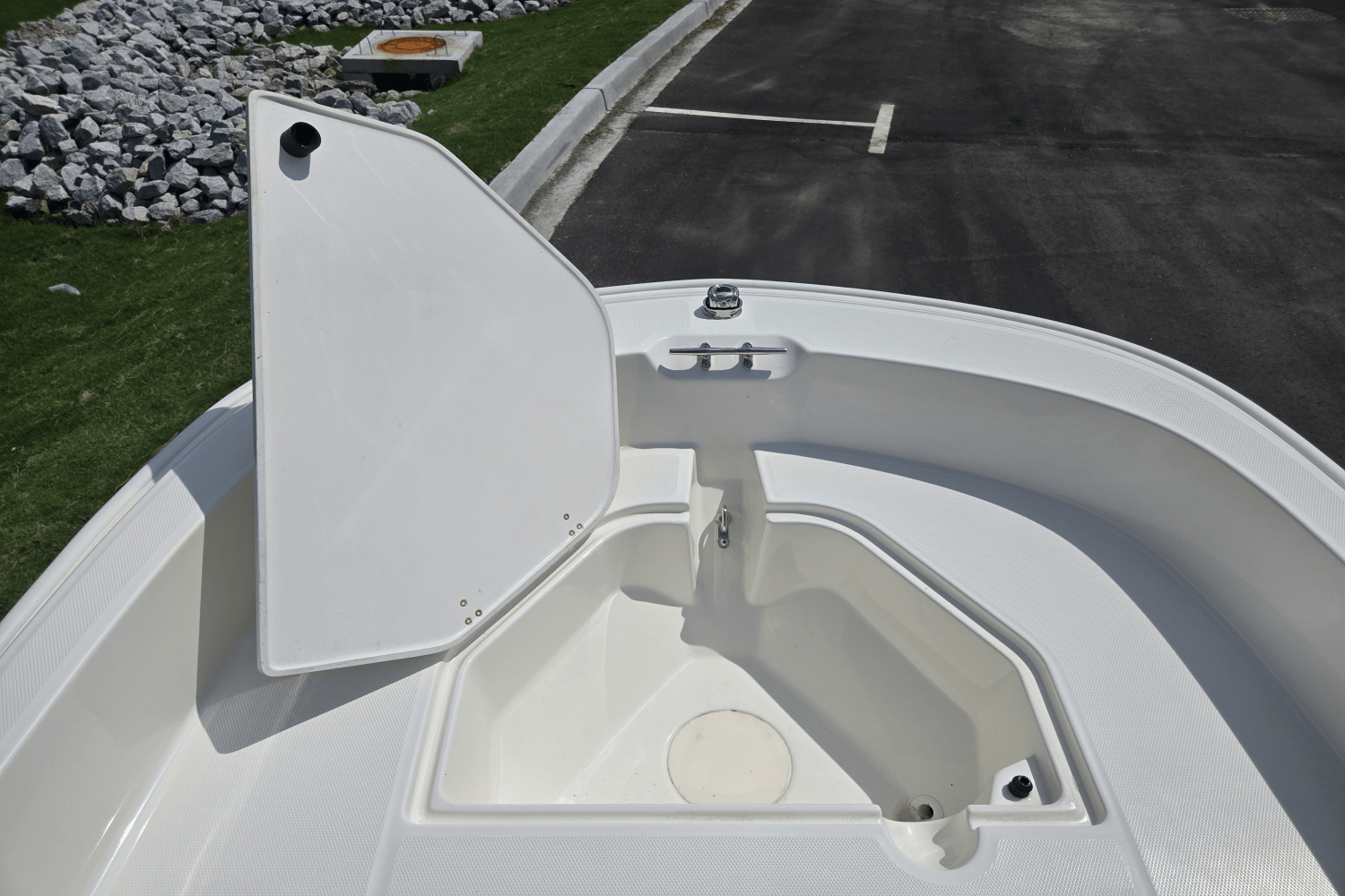 2025 Boston Whaler 160 Super Sport Image Thumbnail #8