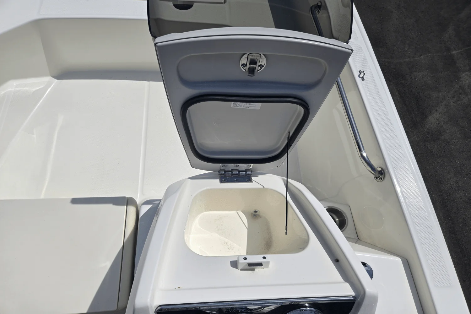 2025 Boston Whaler 160 Super Sport Image Thumbnail #4