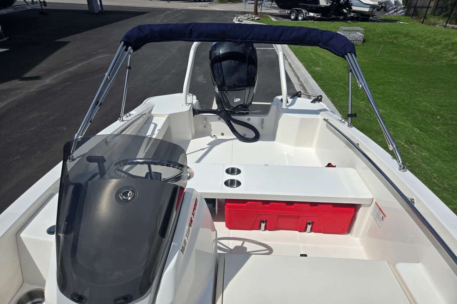 2025 Boston Whaler 160 Super Sport Image Thumbnail #9