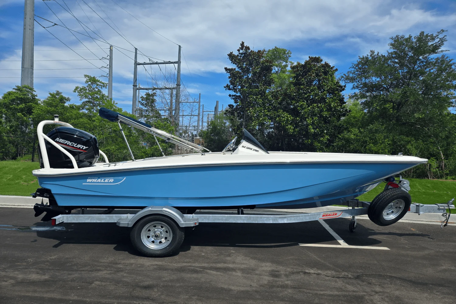 2025 Boston Whaler 160 Super Sport Image Thumbnail #0