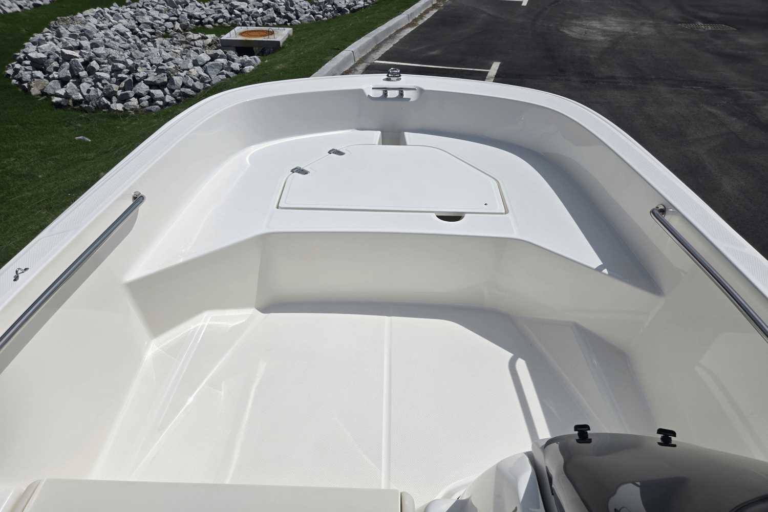 2025 Boston Whaler 160 Super Sport Image Thumbnail #7