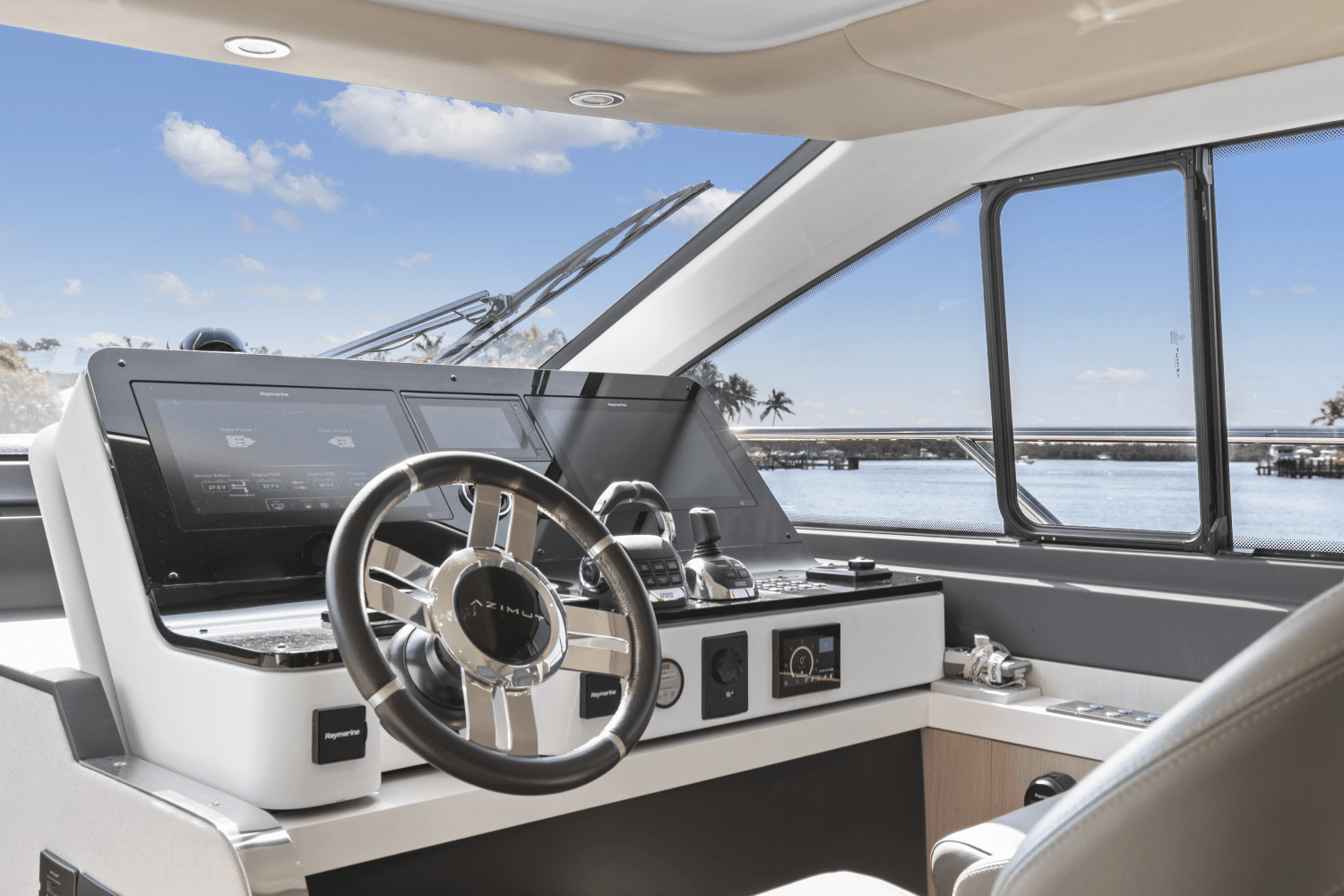 2020 Azimut 60 FLY Image Thumbnail #8