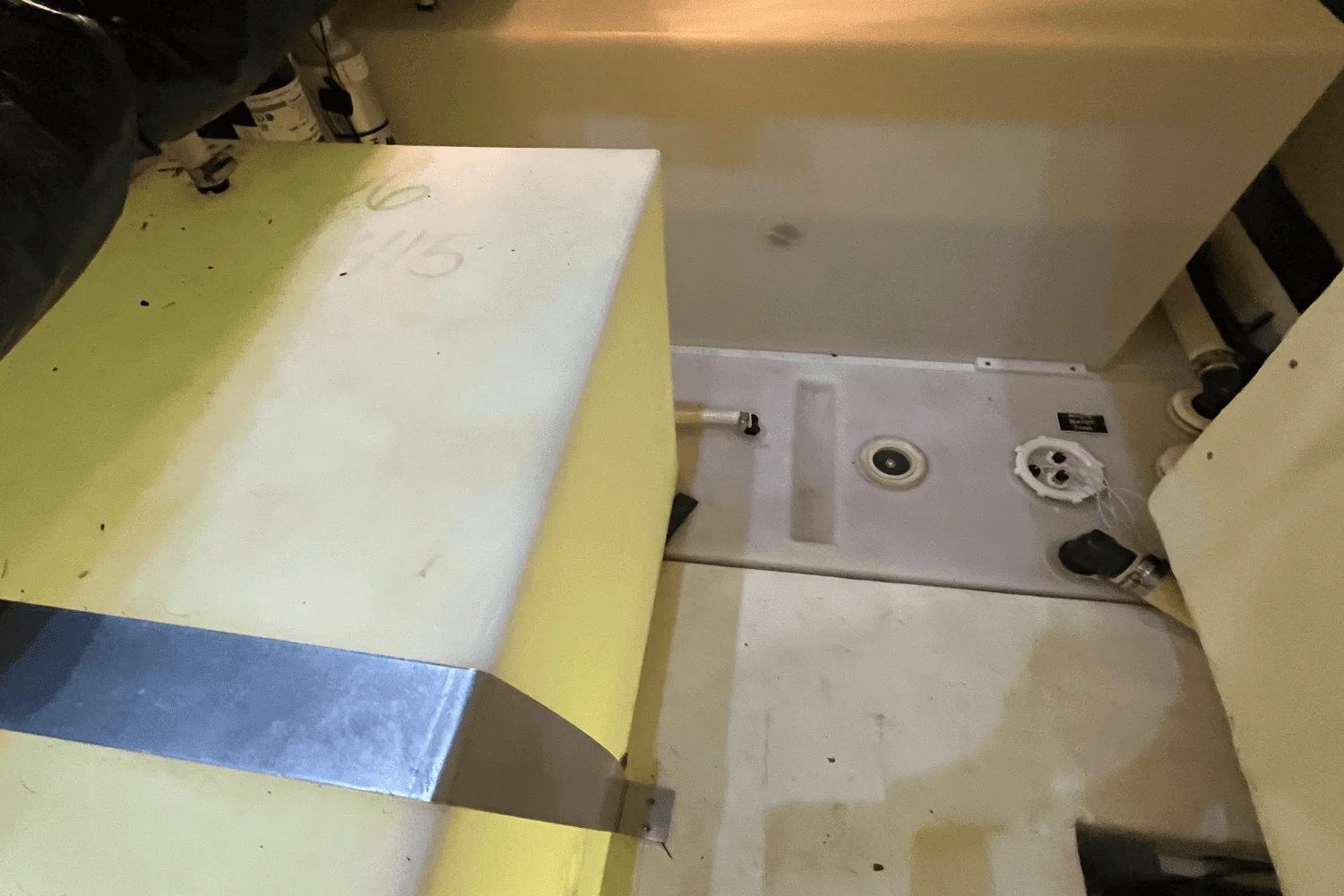 2006 Cruisers Yachts 415 EXPRESS MOTOR YACHT Image Thumbnail #61