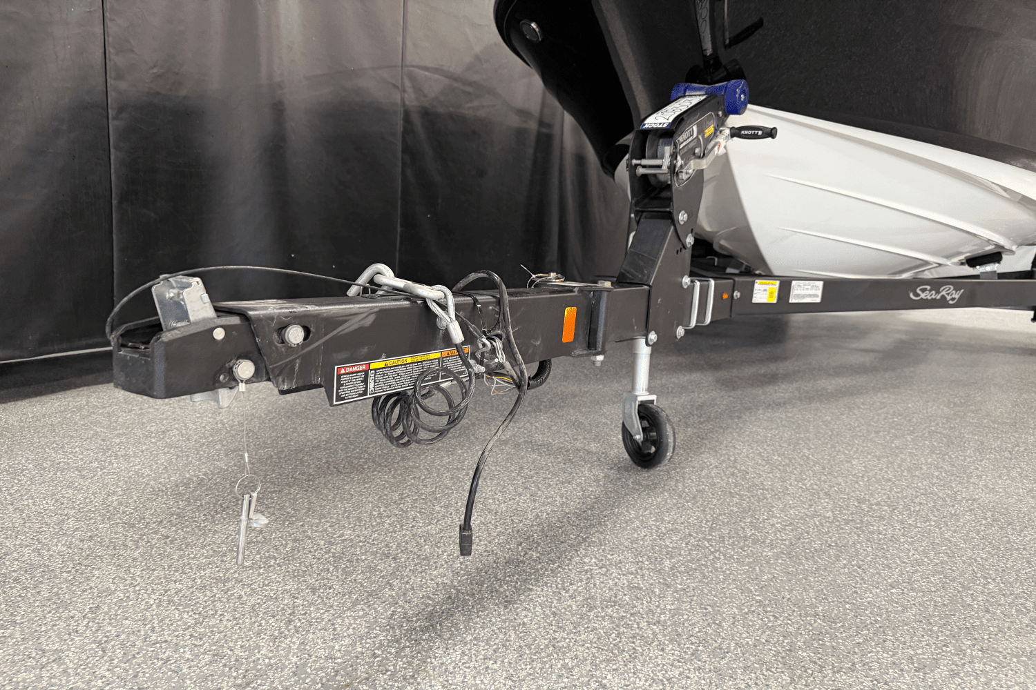 2025 Sea Ray SPX 190 Outboard Image Thumbnail #78