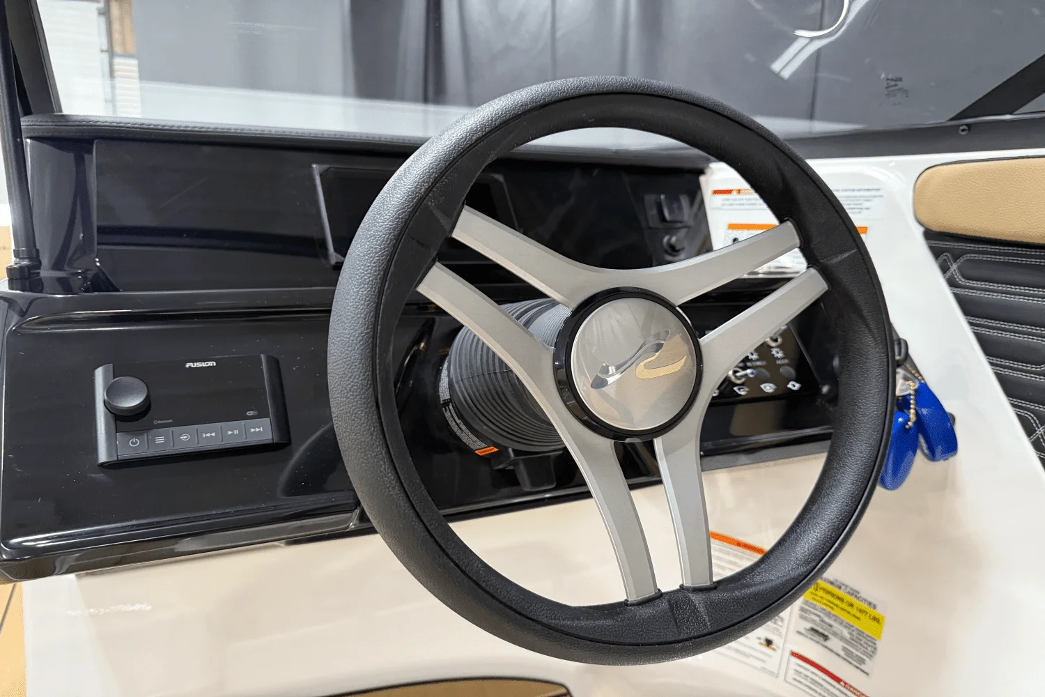 2025 Sea Ray SPX 190 Outboard Image Thumbnail #50