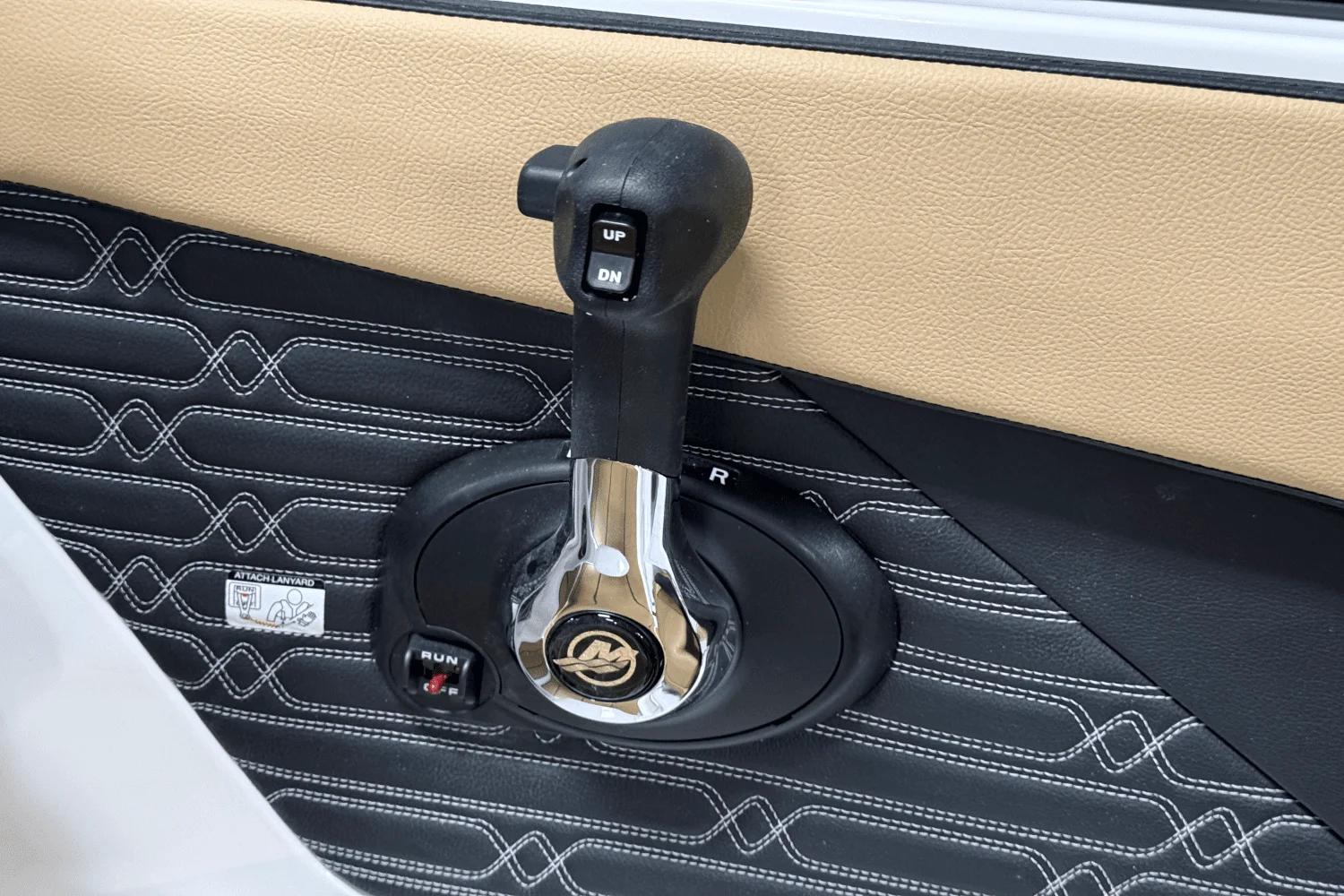 2025 Sea Ray SPX 190 Outboard Image Thumbnail #56