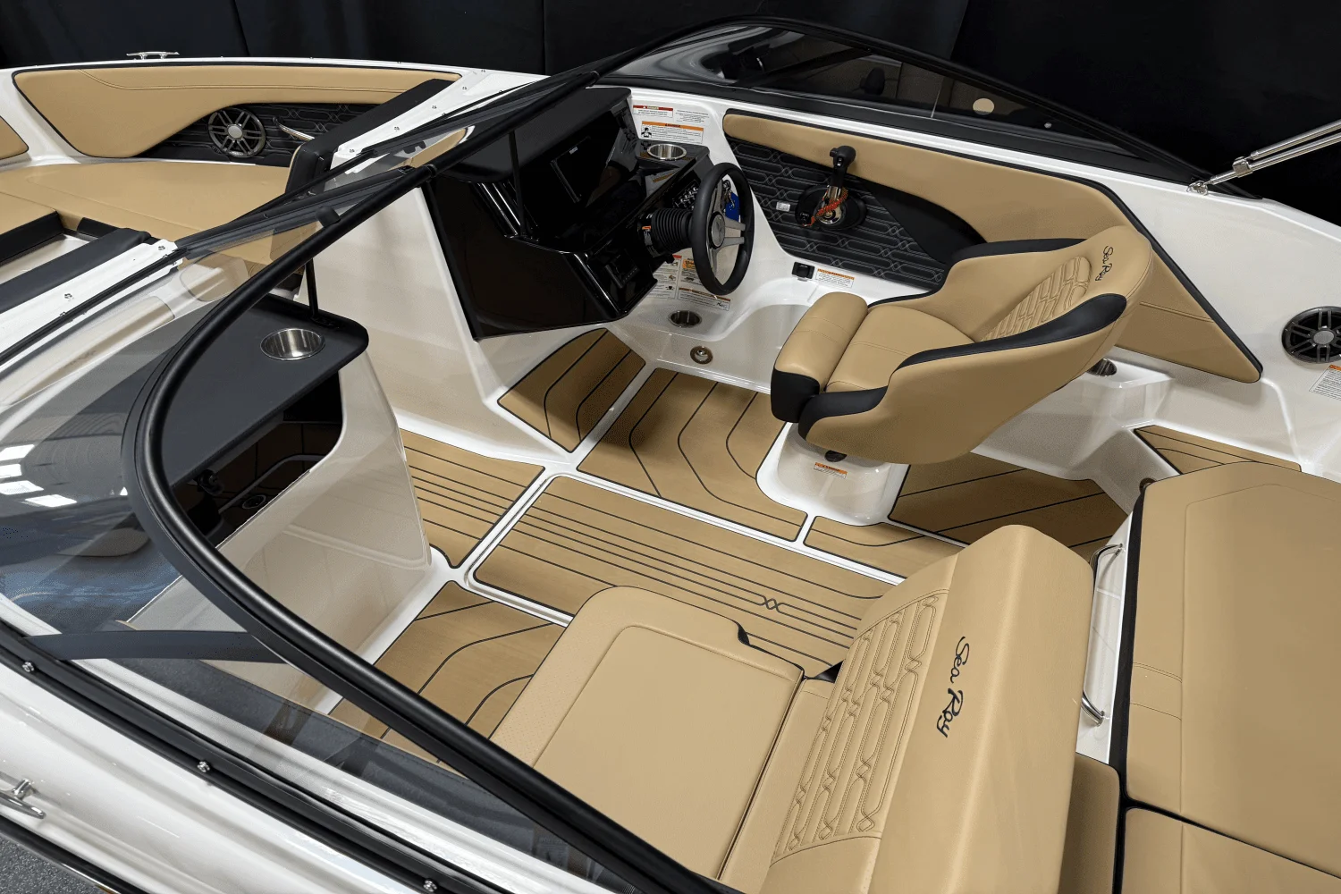 2025 Sea Ray SPX 190 Outboard Image Thumbnail #13