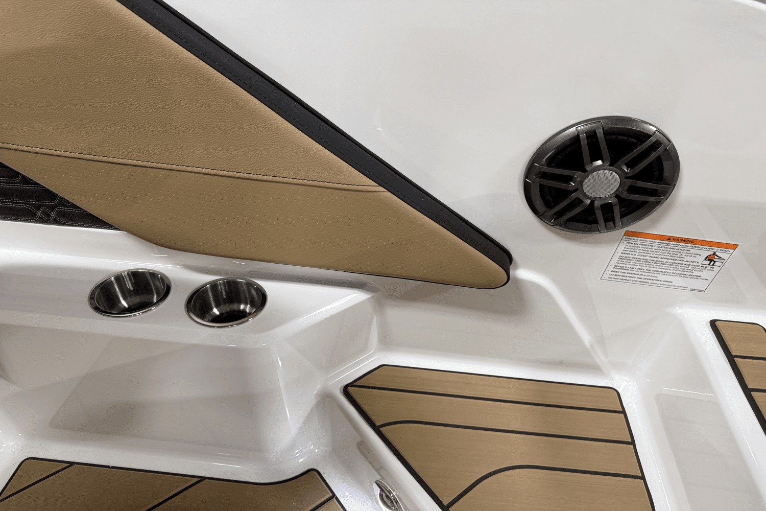 2025 Sea Ray SPX 190 Outboard Image Thumbnail #26