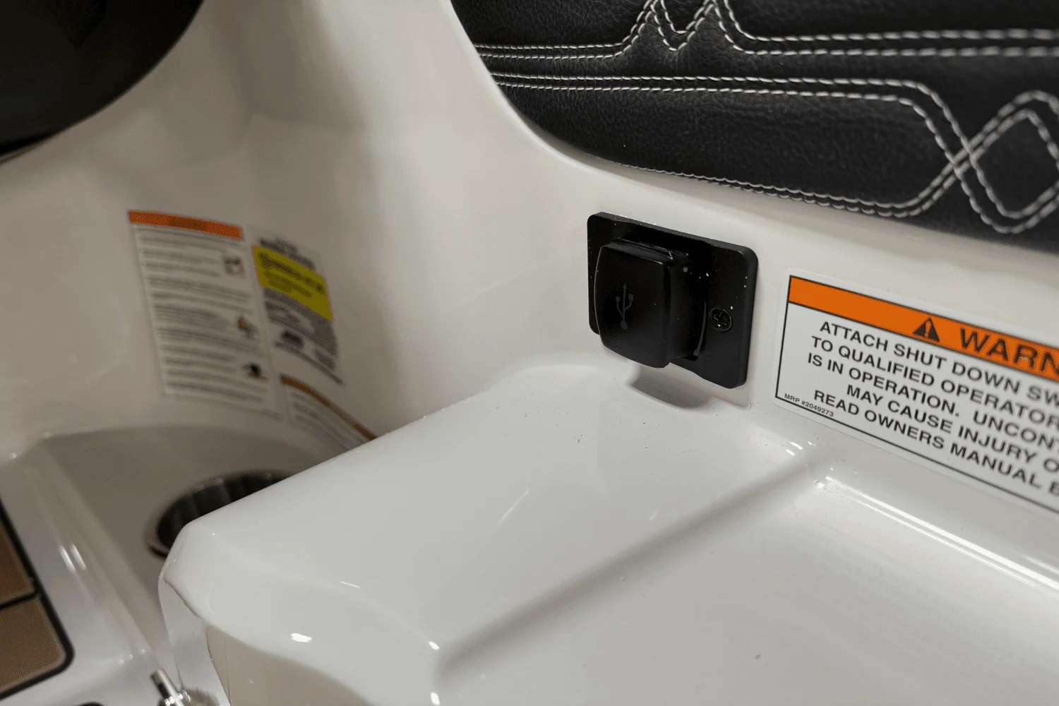 2025 Sea Ray SPX 190 Outboard Image Thumbnail #58