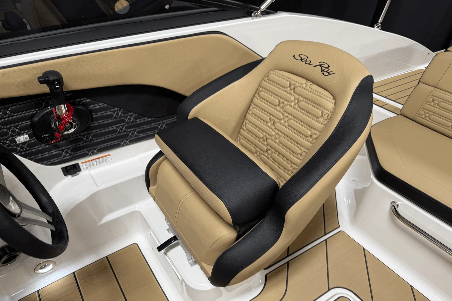 2025 Sea Ray SPX 190 Outboard Image Thumbnail #48