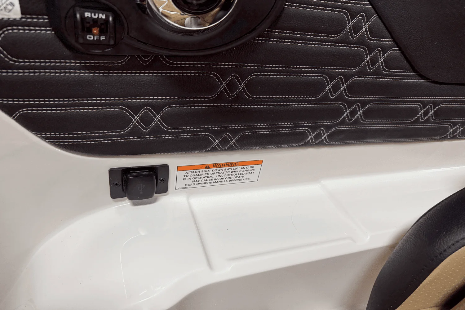 2025 Sea Ray SPX 190 Outboard Image Thumbnail #57