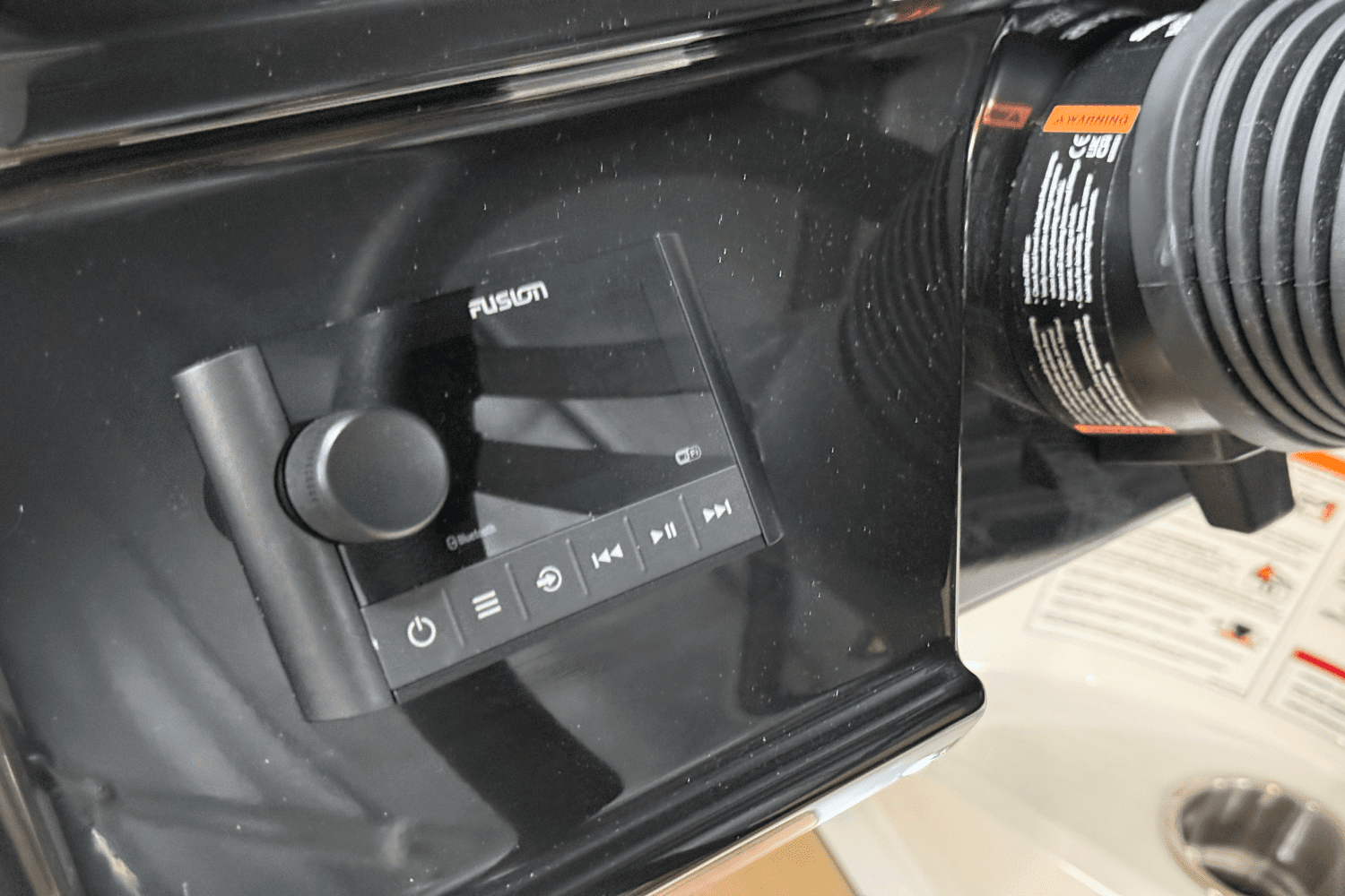 2025 Sea Ray SPX 190 Outboard Image Thumbnail #53