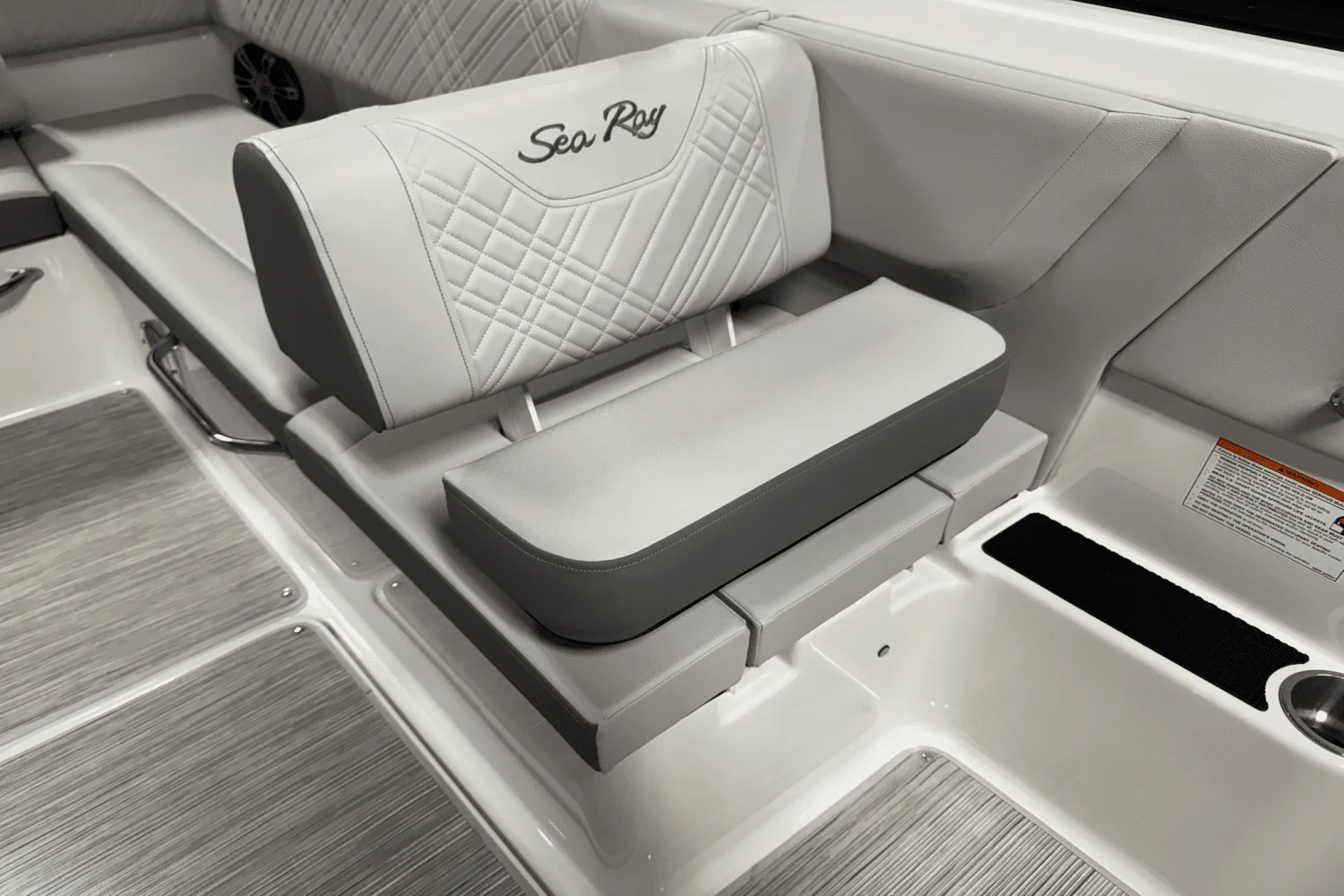 2025 Sea Ray SDX 250 Outboard Image Thumbnail #40