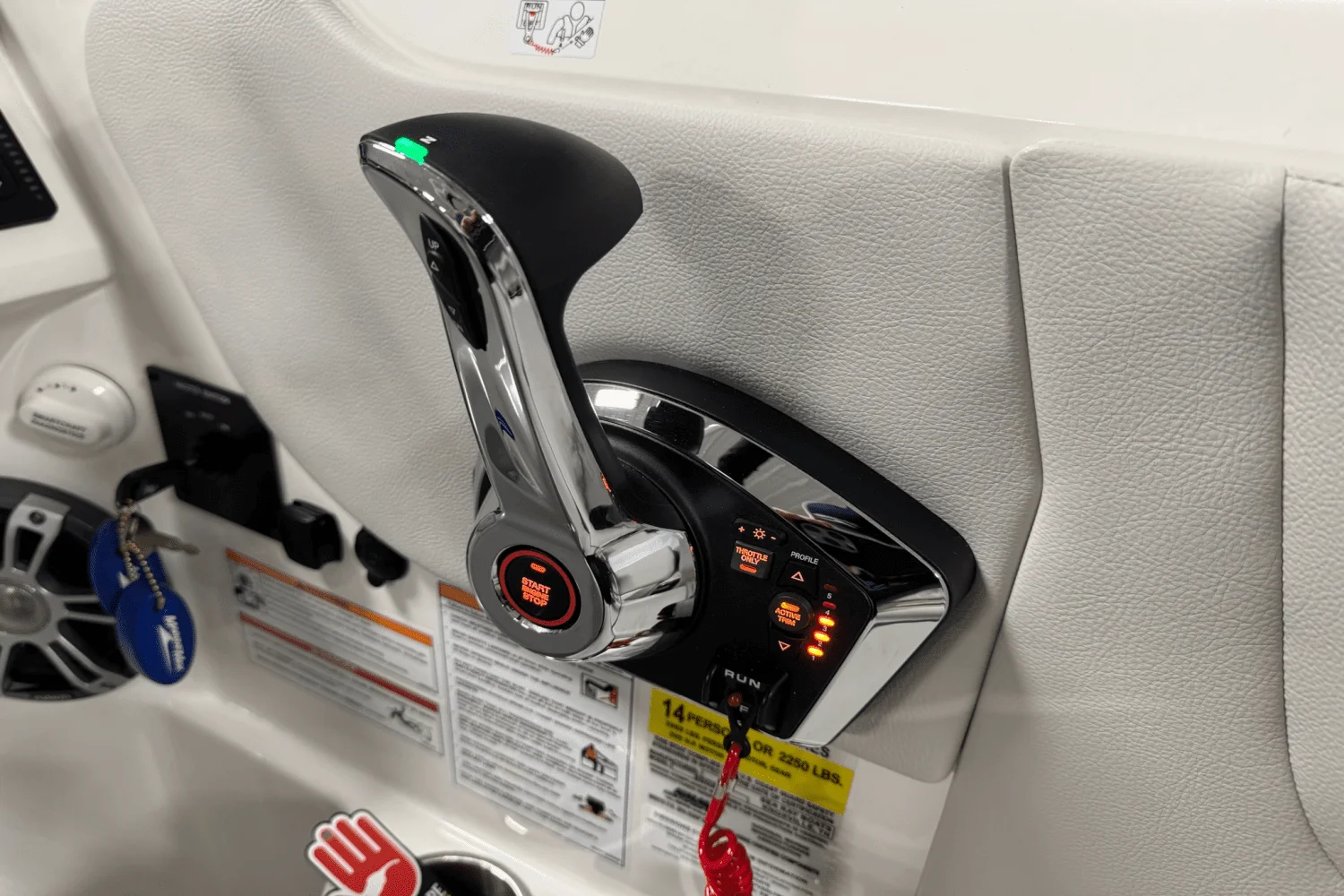 2025 Sea Ray SDX 250 Outboard Image Thumbnail #49