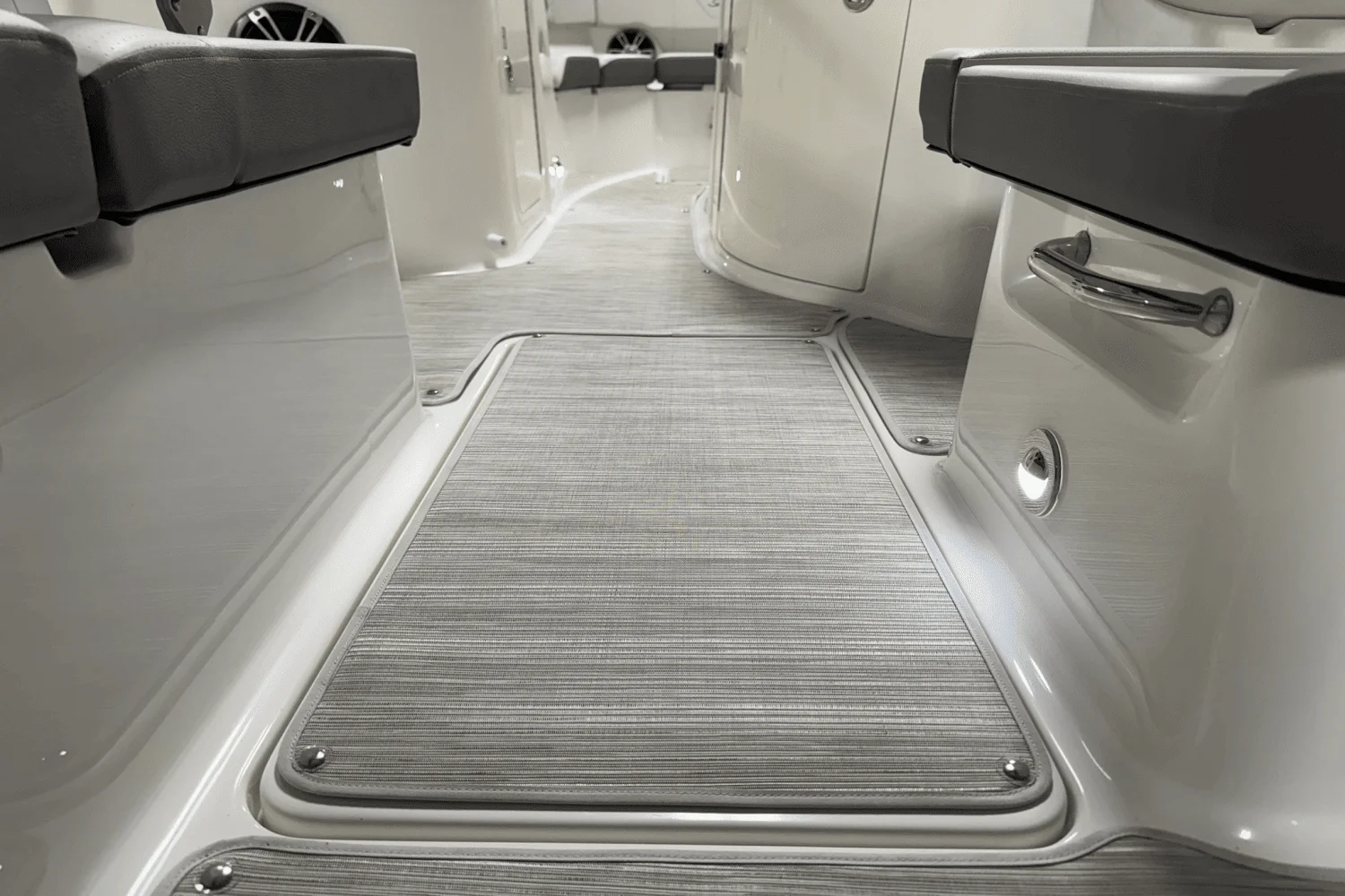 2025 Sea Ray SDX 250 Outboard Image Thumbnail #60