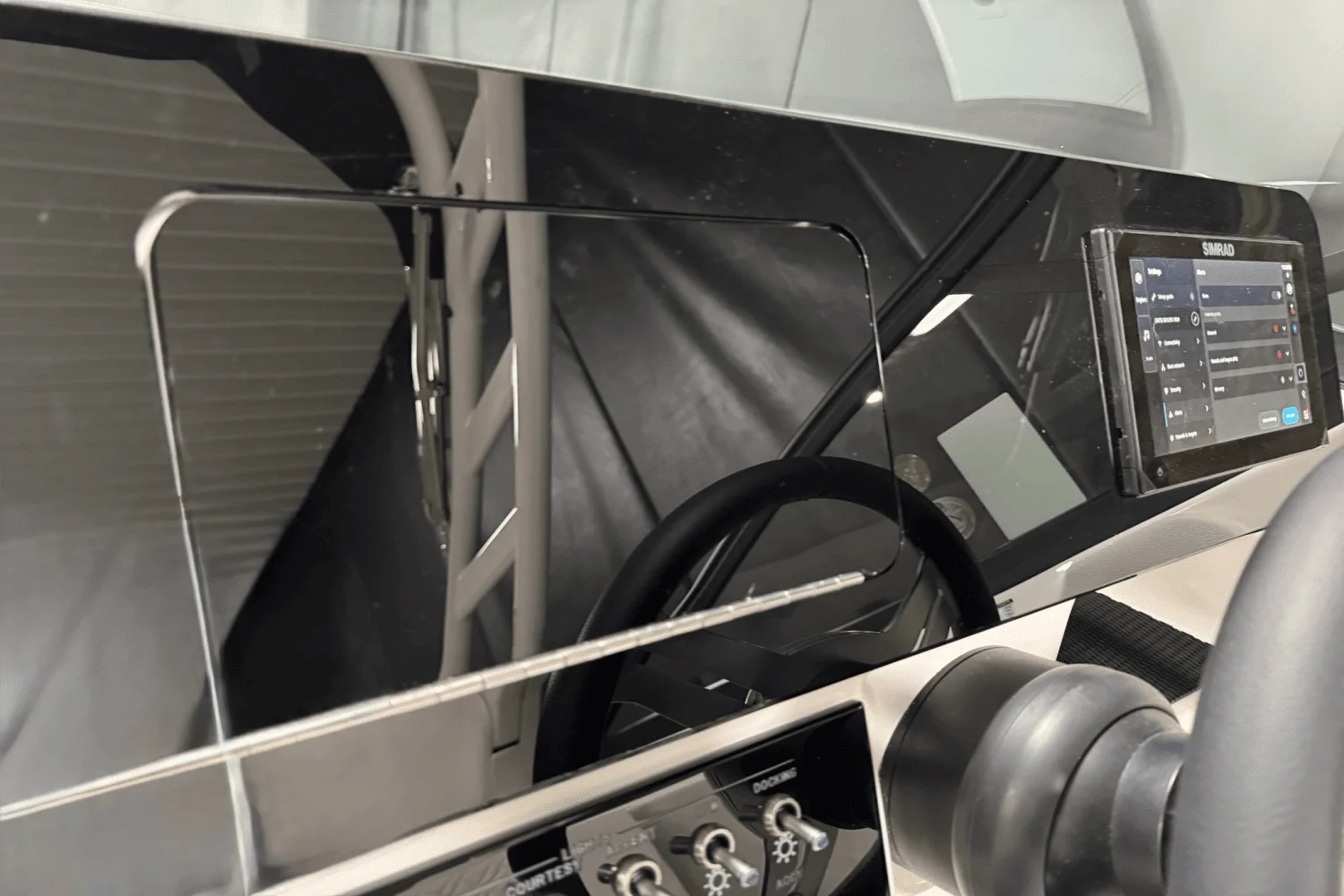 2025 Sea Ray SDX 250 Outboard Image Thumbnail #53