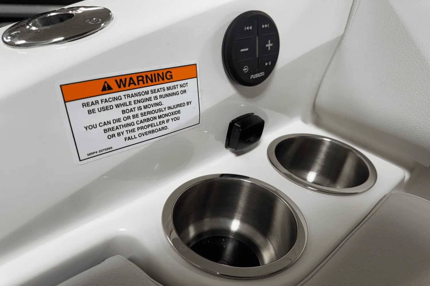 2025 Sea Ray SDX 250 Outboard Image Thumbnail #18