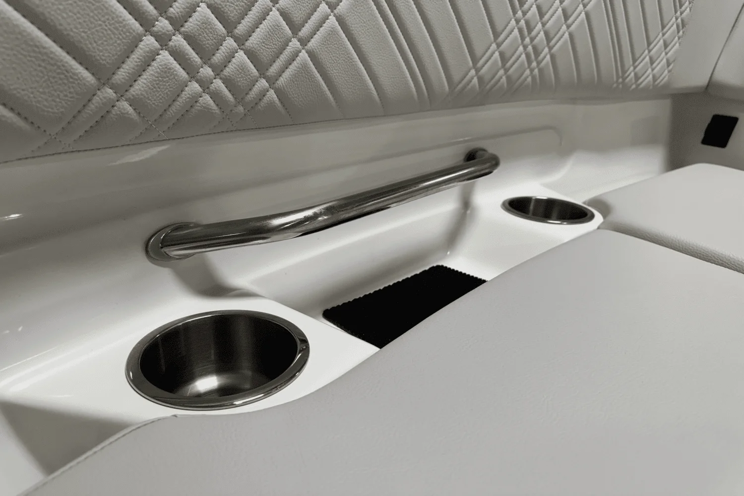 2025 Sea Ray SDX 250 Outboard Image Thumbnail #83