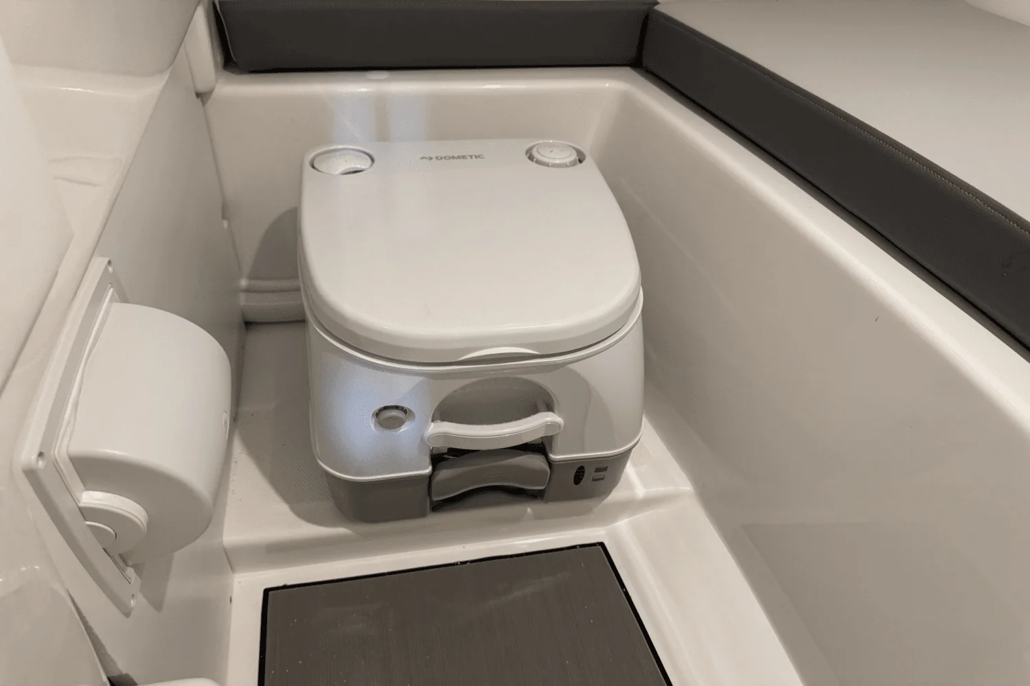 2025 Sea Ray SDX 250 Outboard Image Thumbnail #66