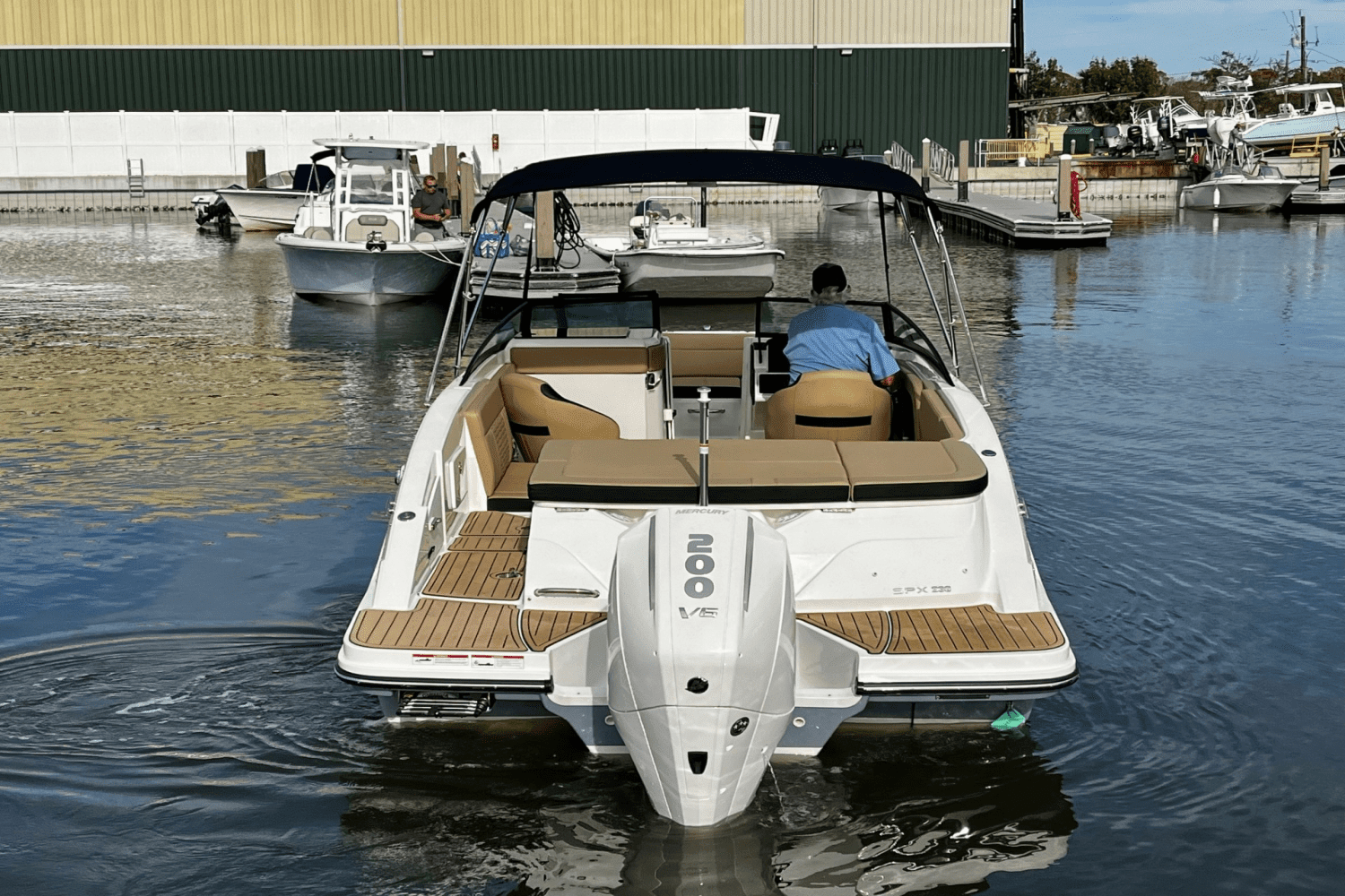 2024 Sea Ray 230 SPX-OB Image Thumbnail #4