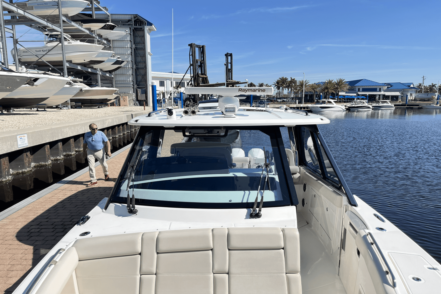 2023 Boston Whaler 380 EX Image Thumbnail #21