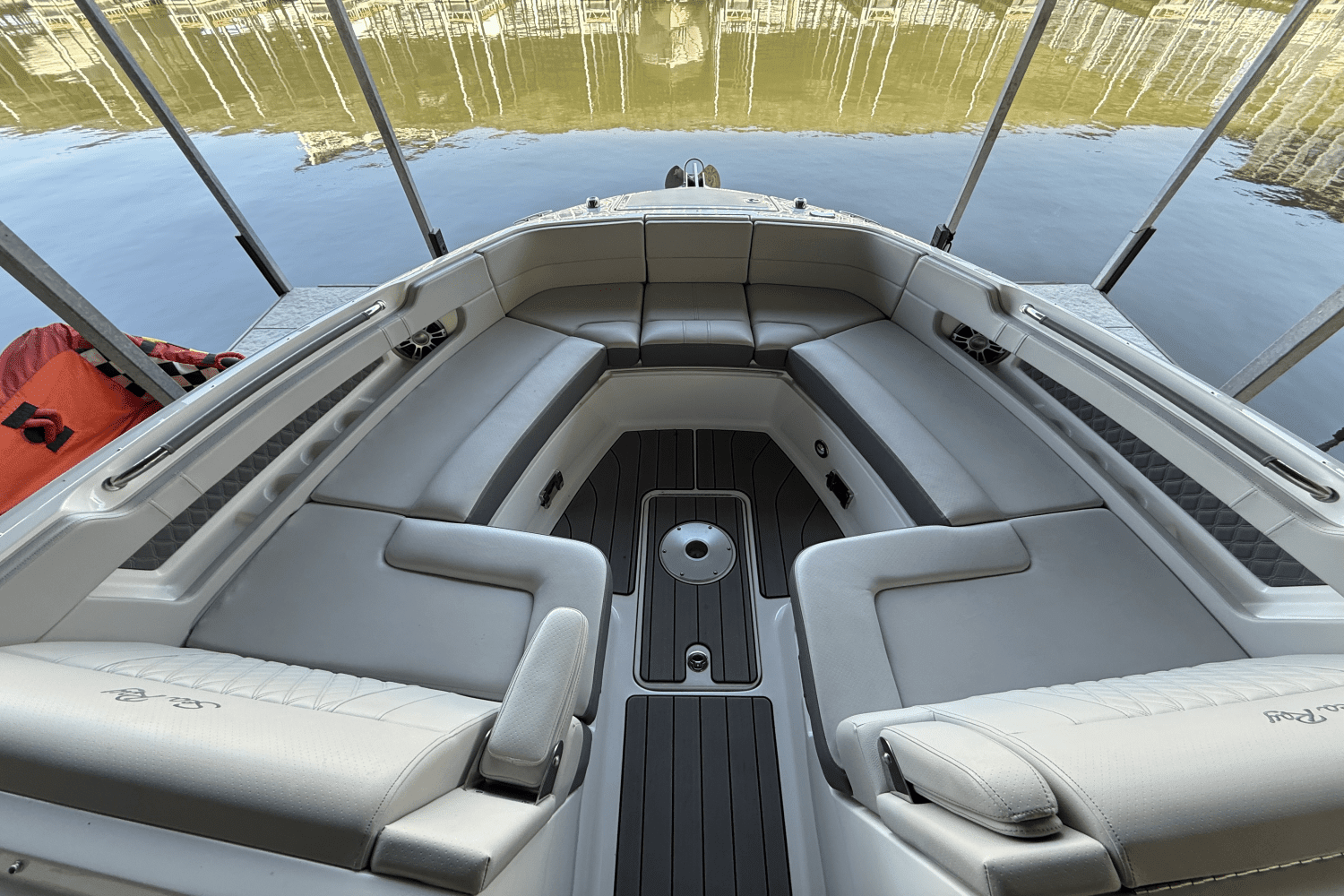 2023 Sea Ray 310 SLX Image Thumbnail #12