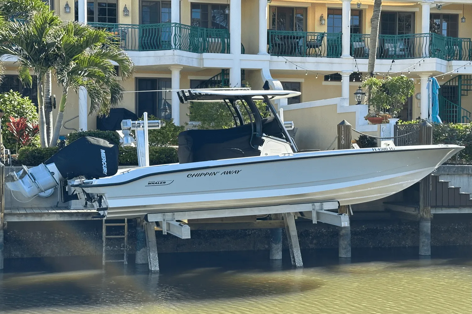2022 Boston Whaler 250 DAUNTLESS Image Thumbnail #0