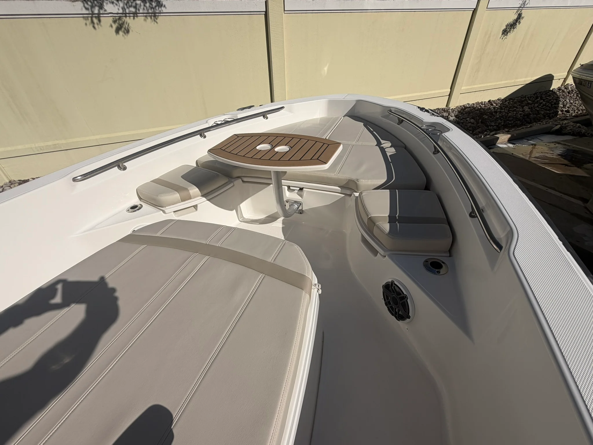 2022 Boston Whaler 250 DAUNTLESS Image Thumbnail #32