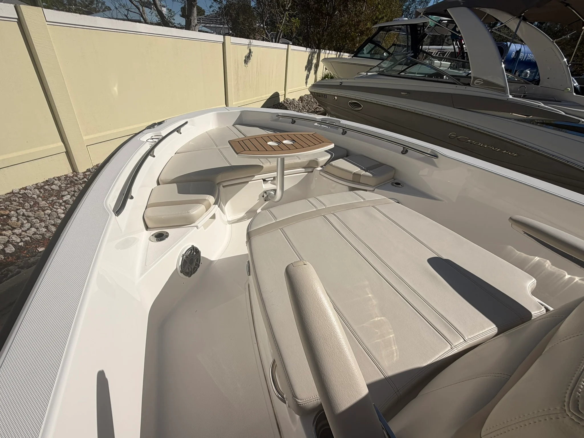 2022 Boston Whaler 250 DAUNTLESS Image Thumbnail #33