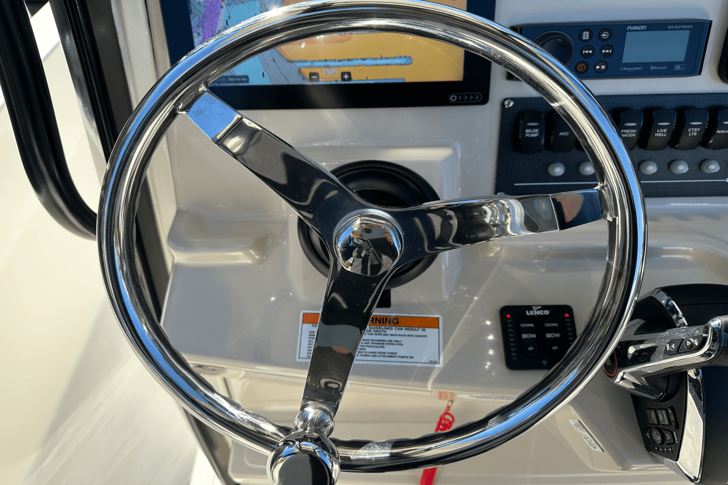2022 Boston Whaler 250 DAUNTLESS Image Thumbnail #14
