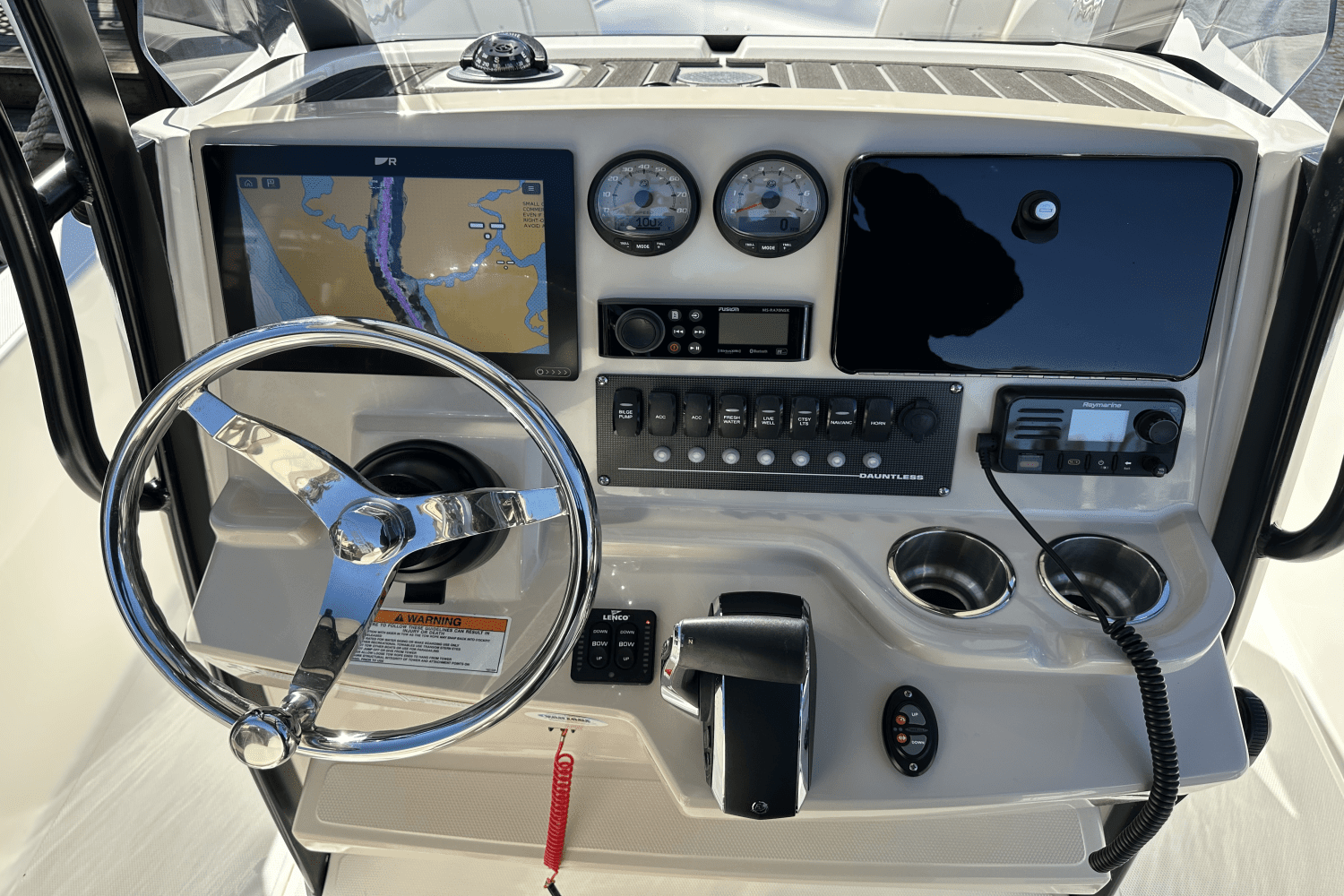 2022 Boston Whaler 250 DAUNTLESS Image Thumbnail #12