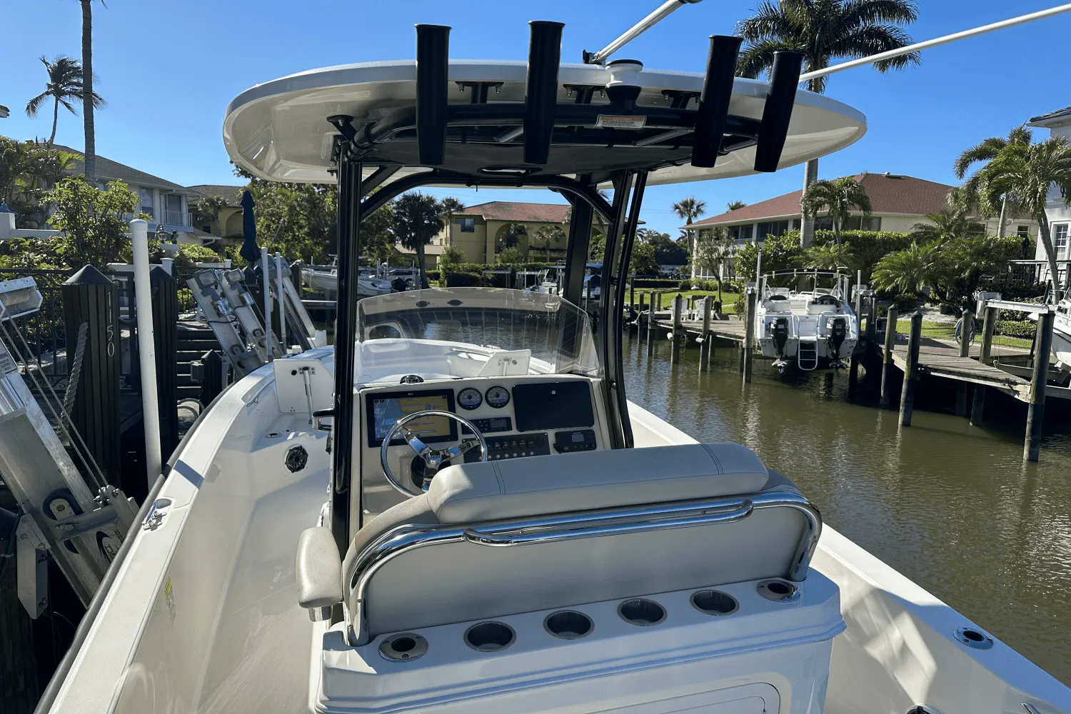 2022 Boston Whaler 250 DAUNTLESS Image Thumbnail #20