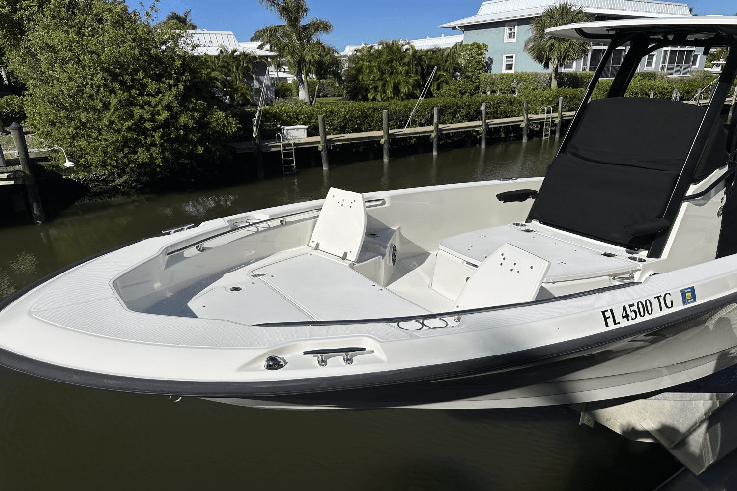 2022 Boston Whaler 250 DAUNTLESS Image Thumbnail #4