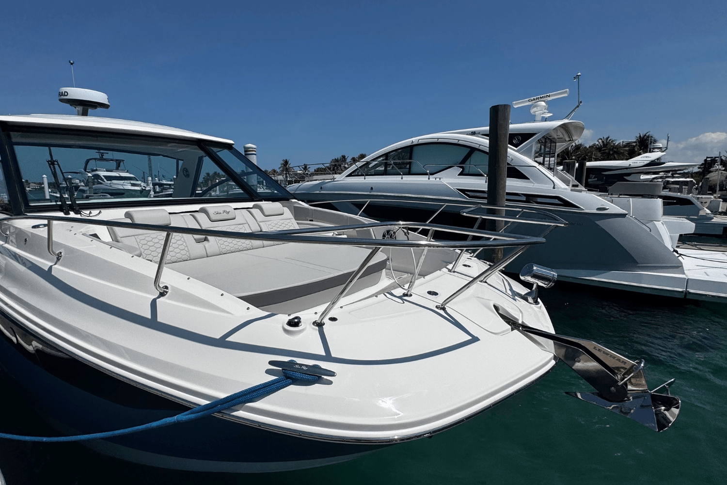 2025 Sea Ray Sundancer 320 Outboard Image Thumbnail #28