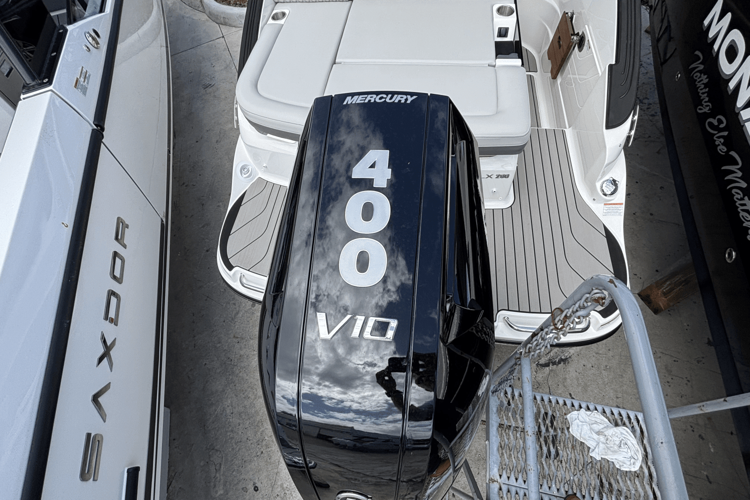 2025 Sea Ray SLX 260 Outboard Image Thumbnail #7