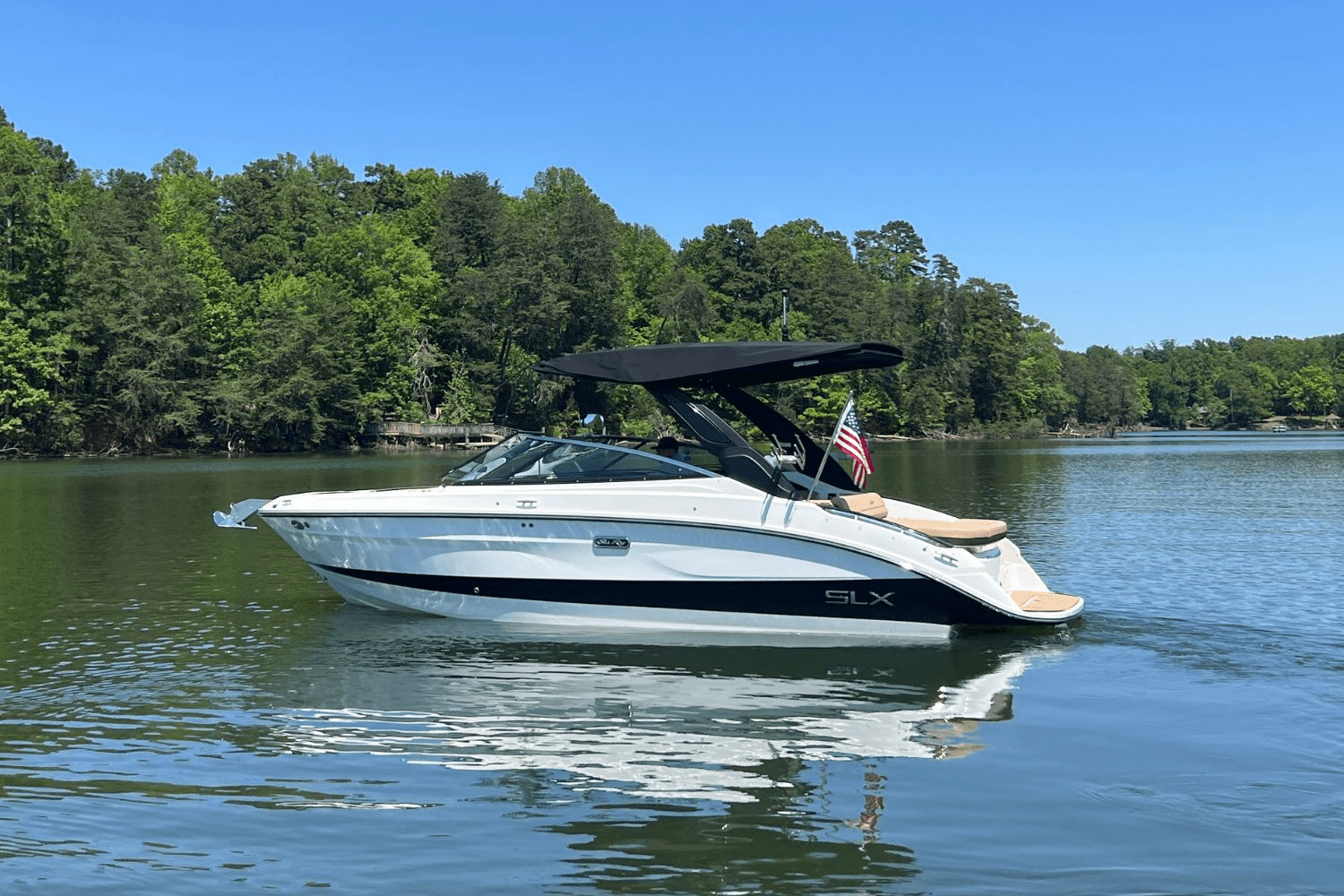 2025 Sea Ray SLX 260 Surf Image Thumbnail #5