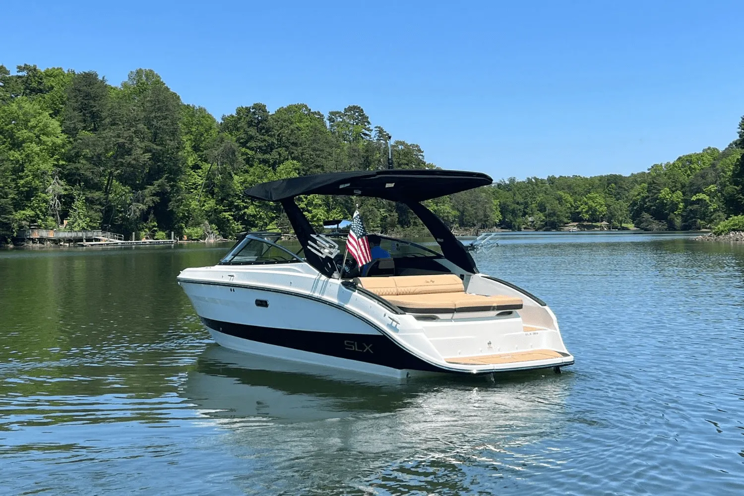 2025 Sea Ray SLX 260 Surf Image Thumbnail #4