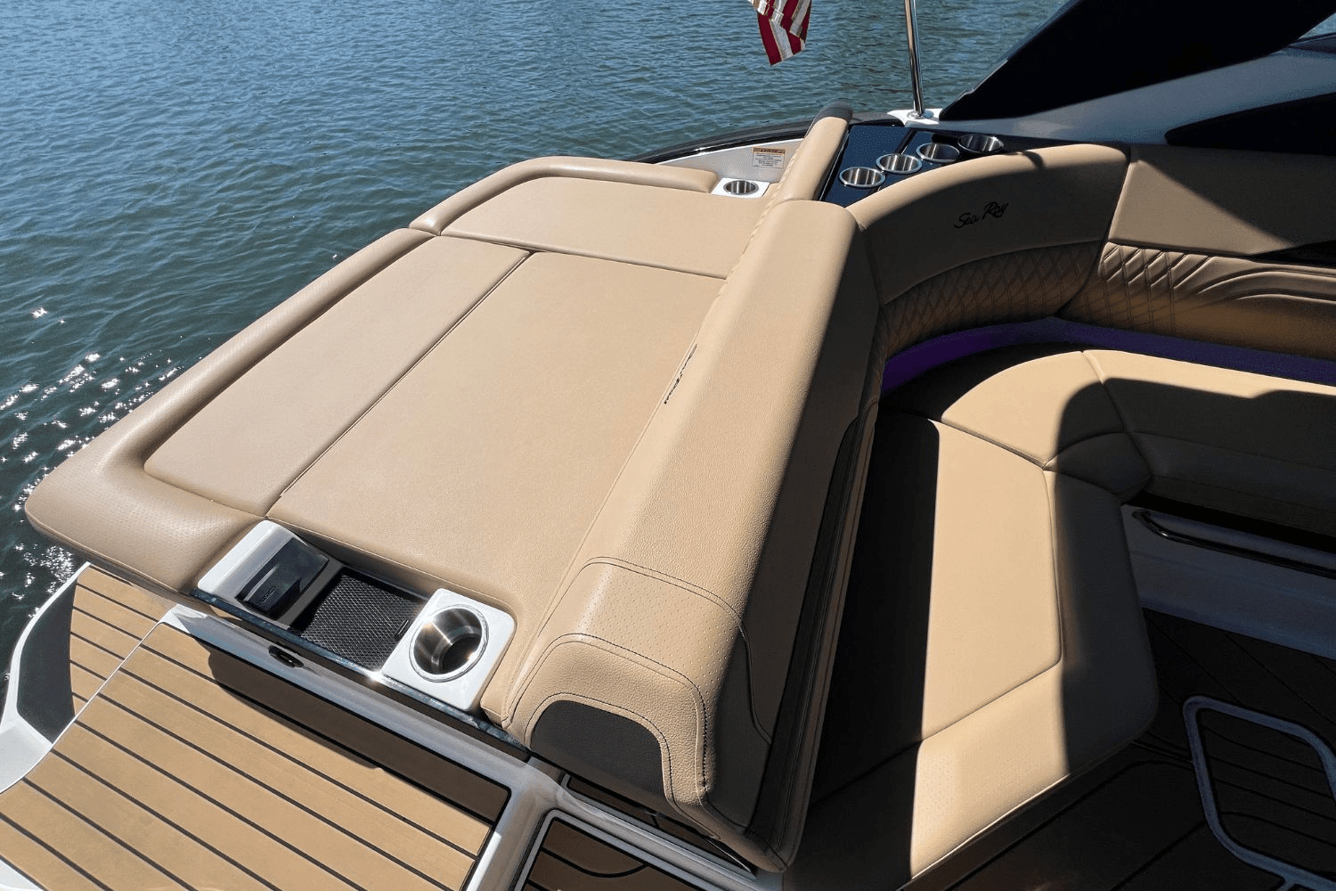 2025 Sea Ray SLX 260 Surf Image Thumbnail #12