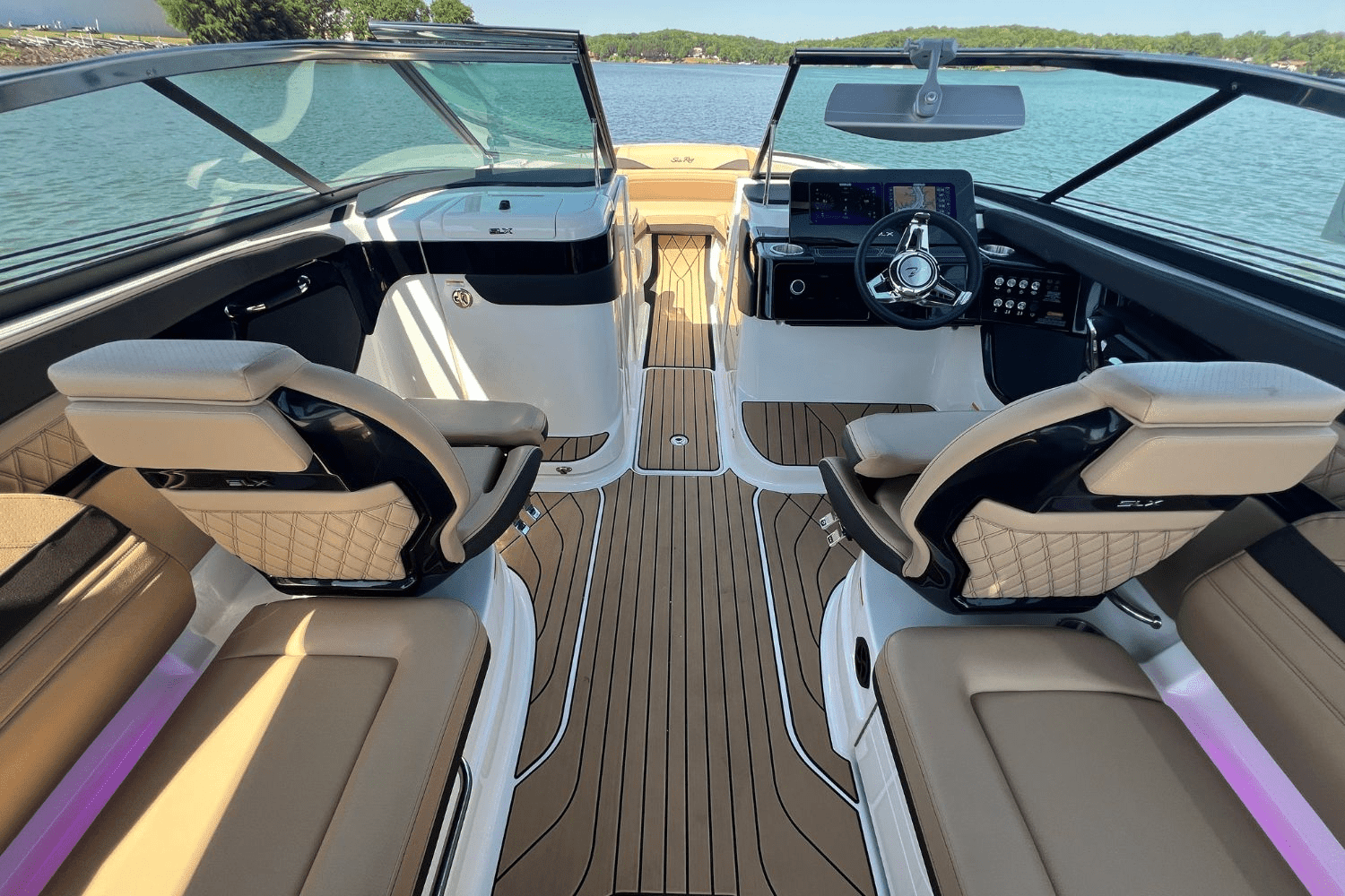 2025 Sea Ray SLX 260 Surf Image Thumbnail #32