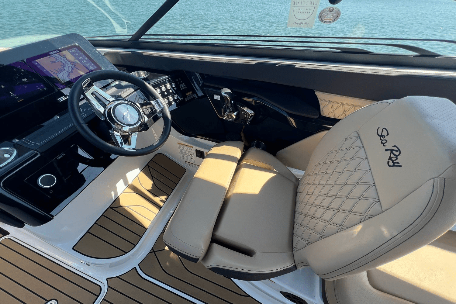 2025 Sea Ray SLX 260 Surf Image Thumbnail #26