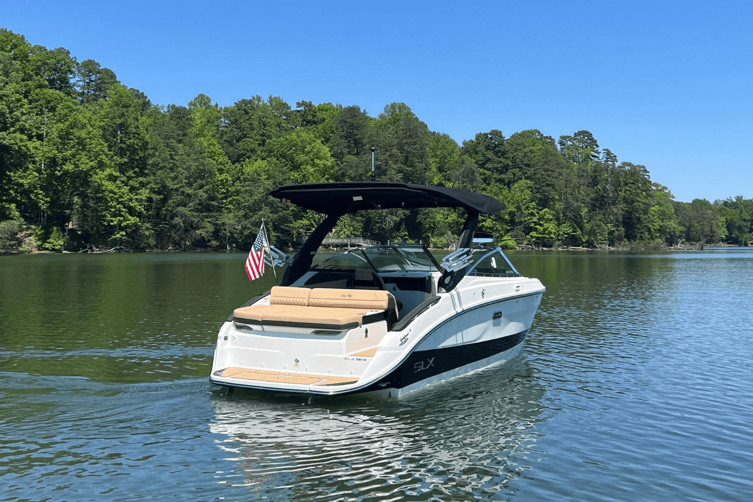 2025 Sea Ray SLX 260 Surf Image Thumbnail #4