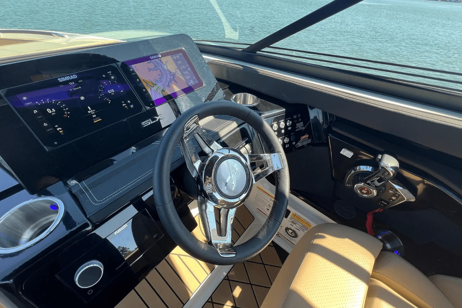 2025 Sea Ray SLX 260 Surf Image Thumbnail #27