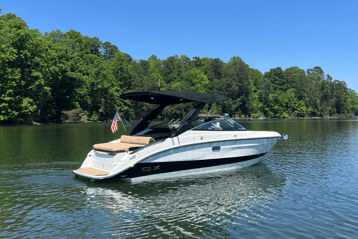 2025 Sea Ray SLX 260 Surf Image Thumbnail #5