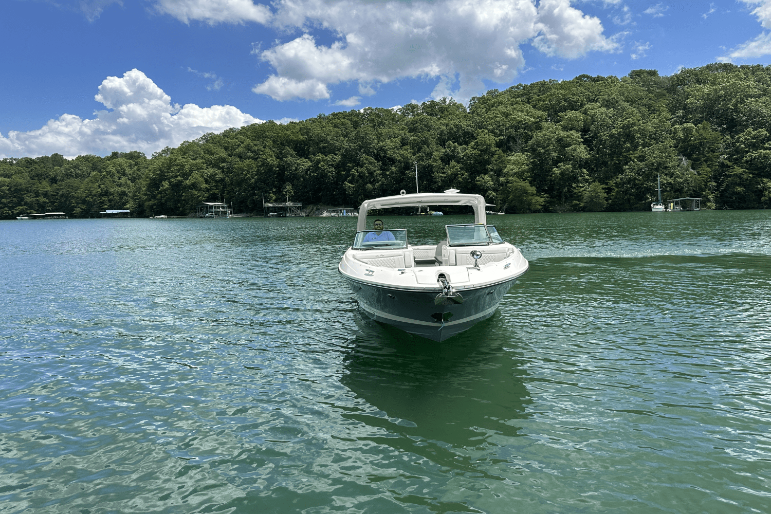 2026 Sea Ray SLX 350 Image Thumbnail #7