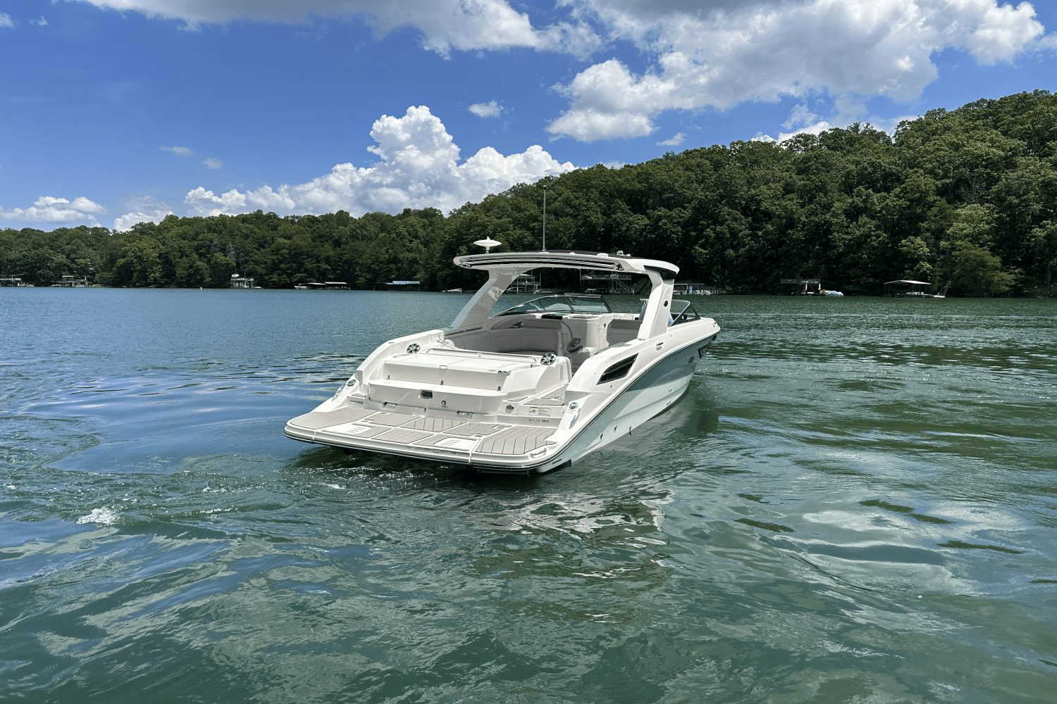 2026 Sea Ray SLX 350 Image Thumbnail #17