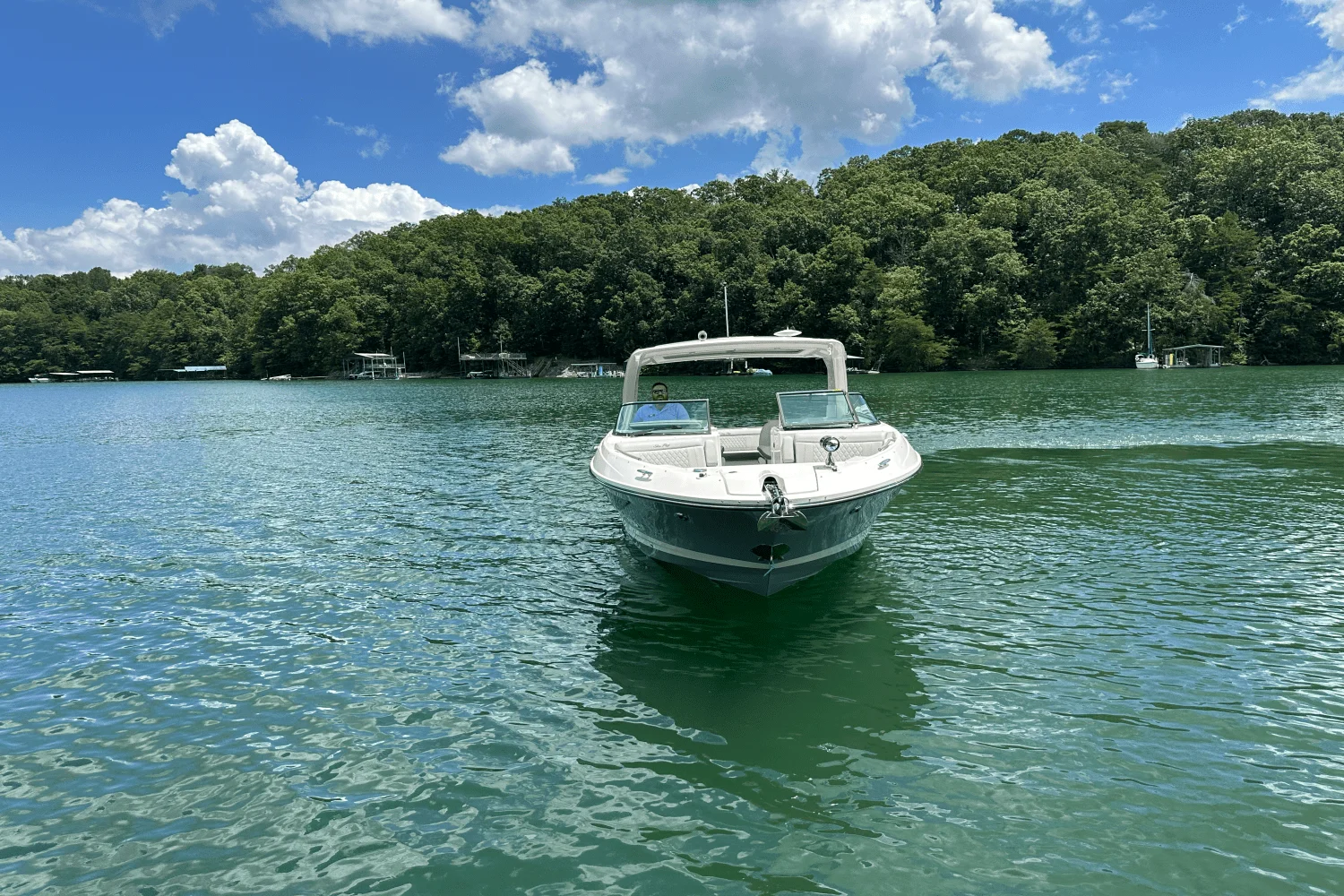 2026 Sea Ray SLX 350 Image Thumbnail #7