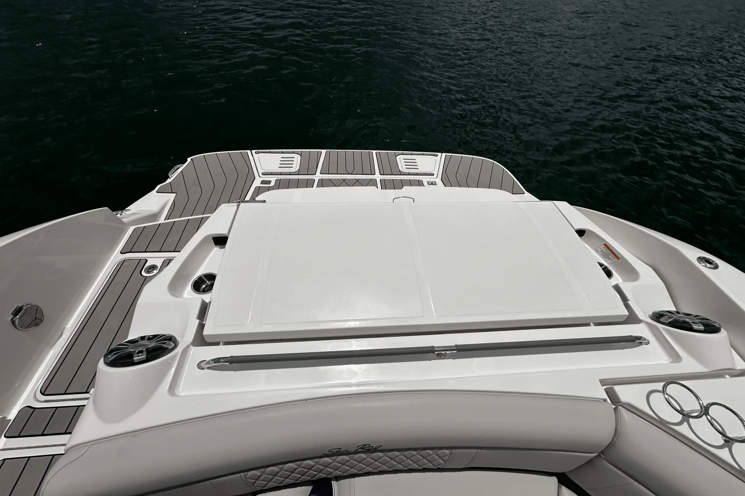 2026 Sea Ray SLX 350 Image Thumbnail #35